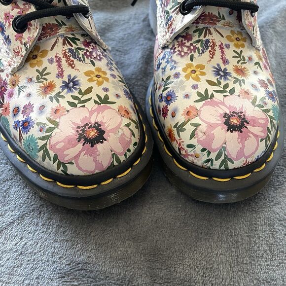 DR MARTENS Boots Womens 5  PASCAL Wanderlust Bone White Floral Leather Rare New - Picture 6 of 9